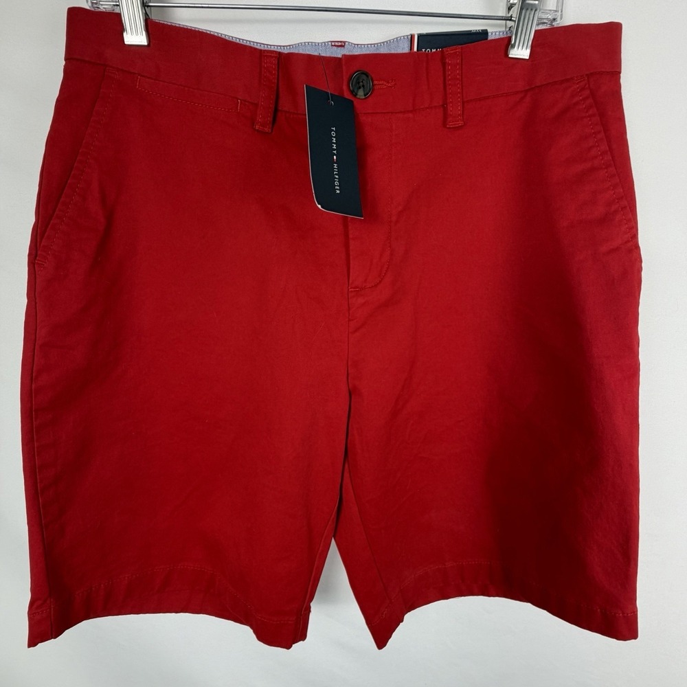 NWT Mens Tommy Hilfiger Flex 9" Inseam Shorts Classic Fit Front Flat Red Sz 32‎